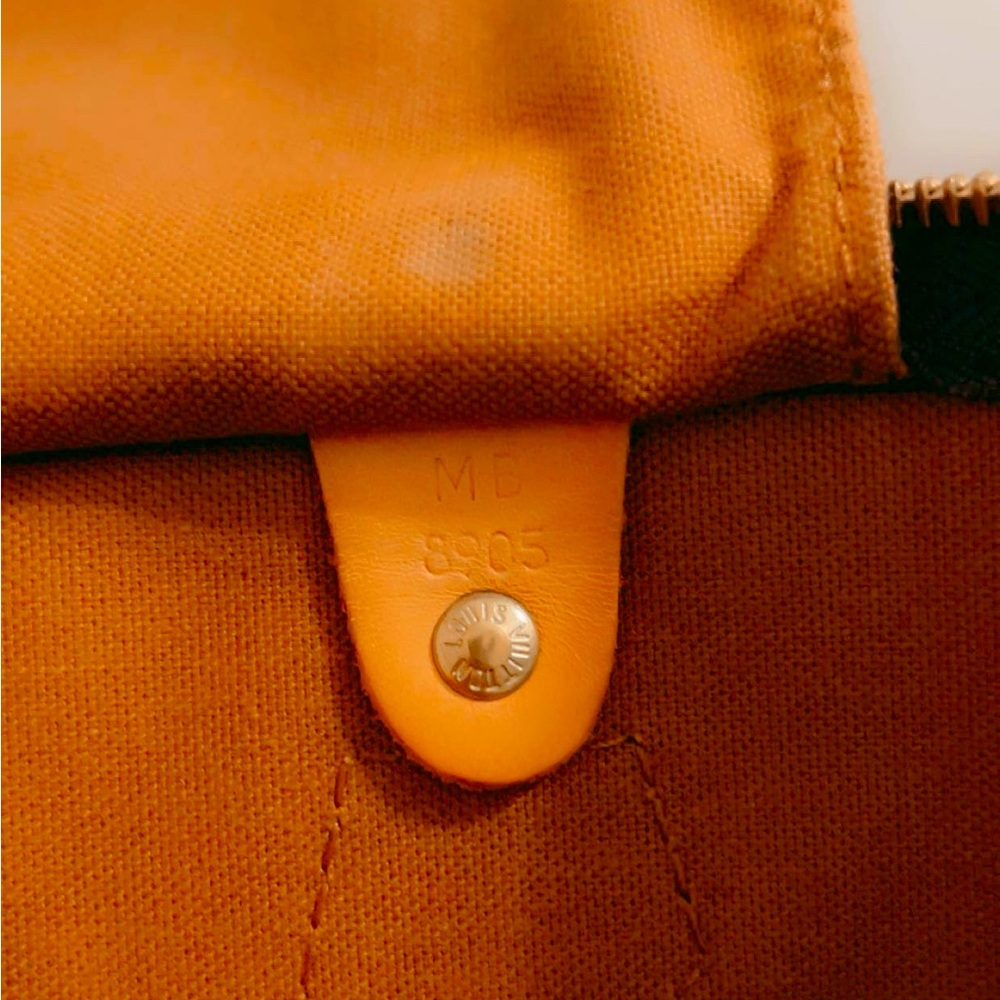 Louis Vuitton 
Speedy 35 - Picture 7 of 9